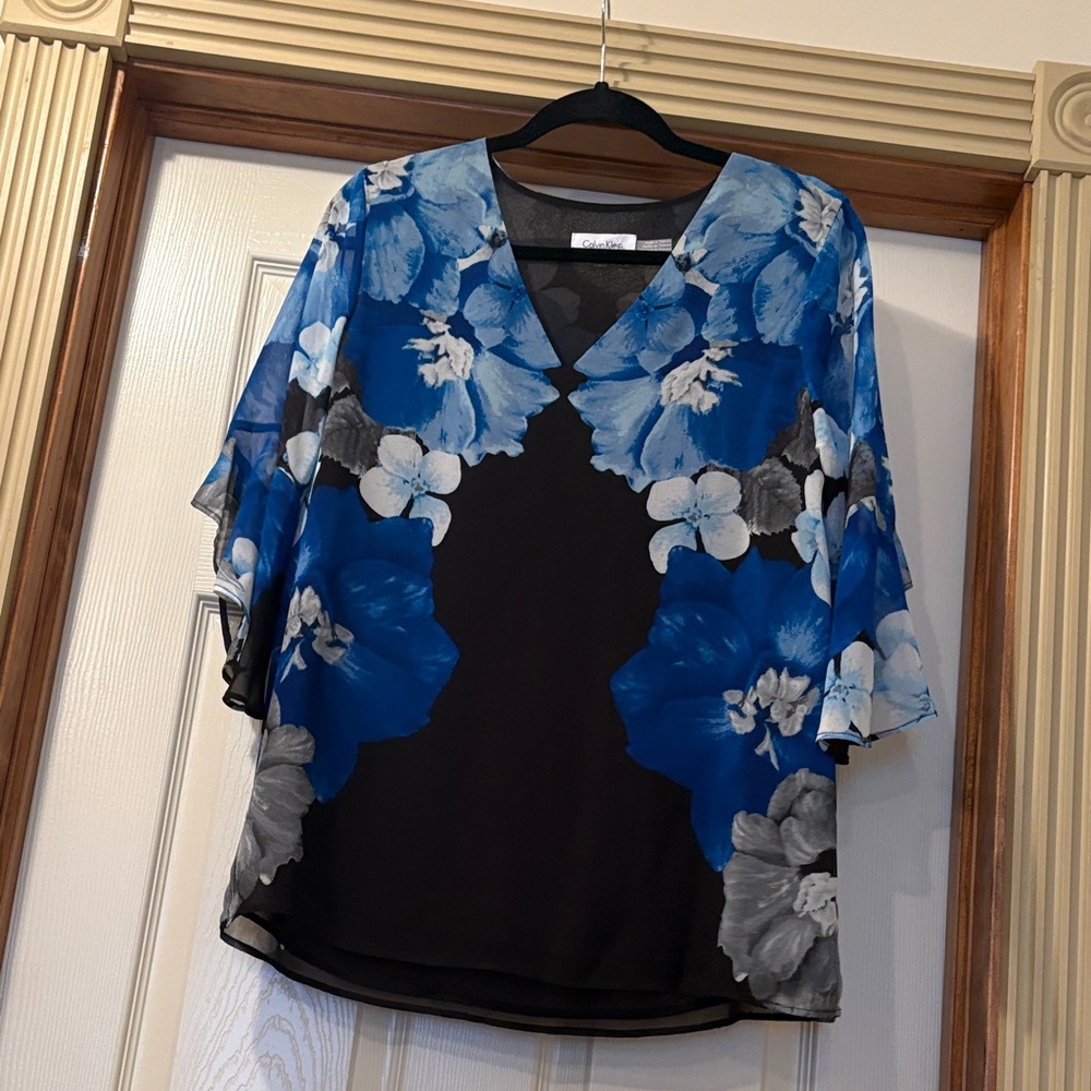 Calvin Klein Floral V-Neck Blouse in Blue and Black